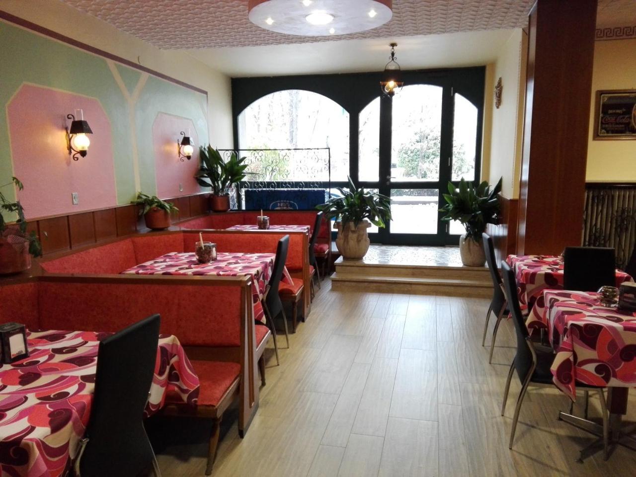 Albergo Neni Brentonico Esterno foto